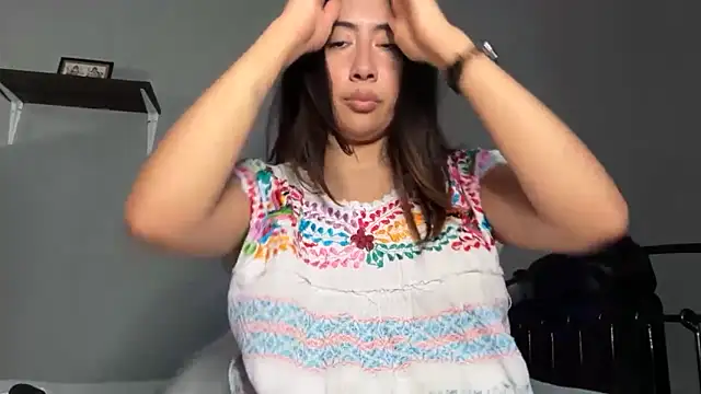 O-Enjoyer webkamerás műsora