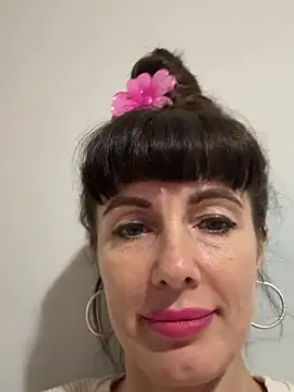 Živý XXX chat LadyLuxLover