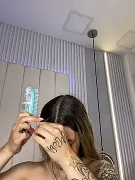 JuliaColemann's Live XXX Chat