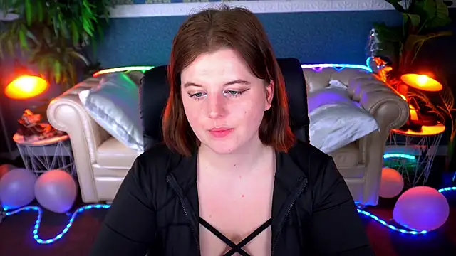 KristiFoxy's Live XXX Chat