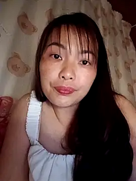 Milik-1022's Live XXX Chat