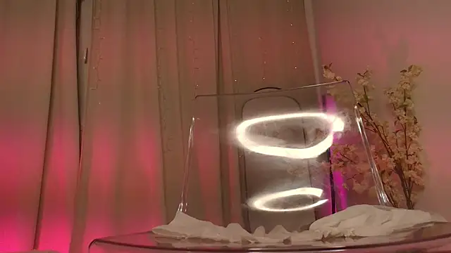 MisssKaya: онлайн-секс-чат