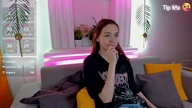 XXX chat uživo modela Lesi_Moonie01