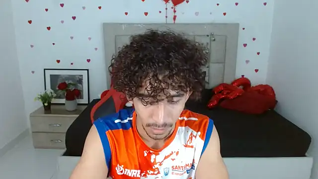 Chat XXX en directo de Caius_fox