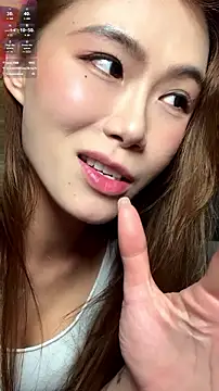 Živý XXX chat Cici250808