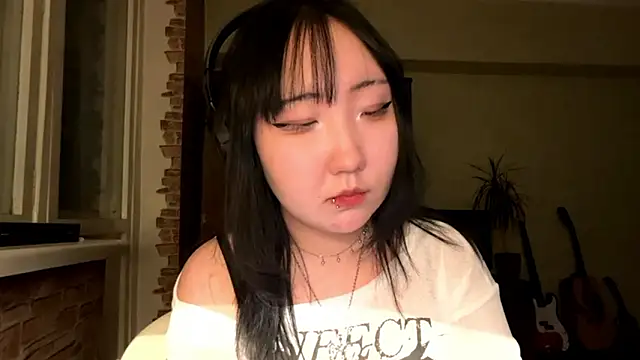 Yunananaa 即時 XXX 聊天