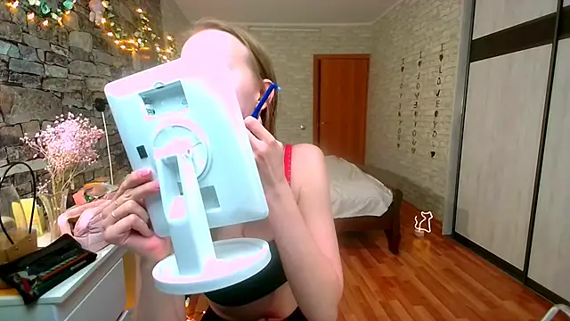 __Aphrodita__wow__ 即時 XXX 聊天