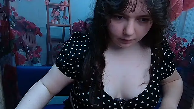 NeonilaLisova's Live XXX Chat