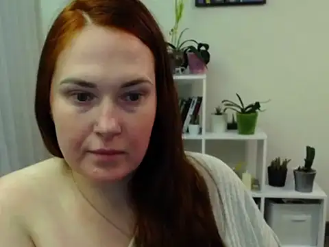 Lady_Tiana élő XXX-chatje