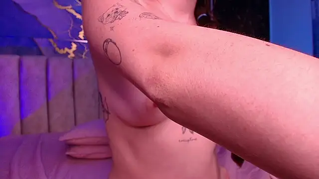 agath_69 Chat XXX in diretta