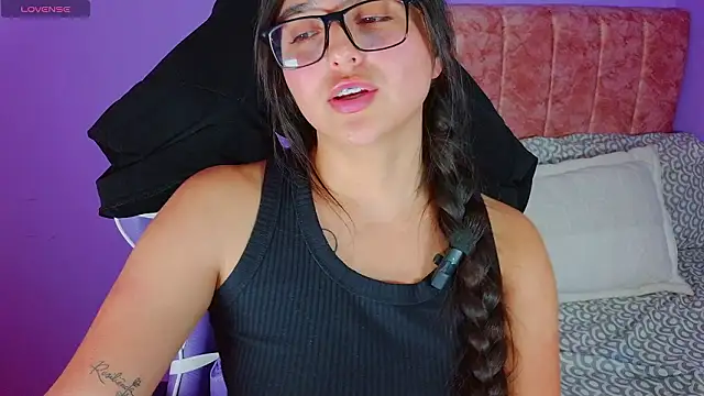 Chatroom XXX en direct de scarlleth_