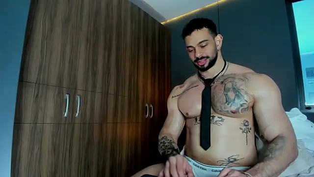 massimo_visconti élő XXX-chatje