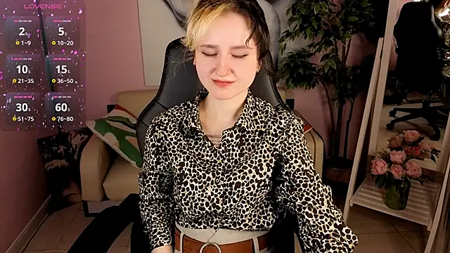 Chat +18 de LinaVeritas ao vivo