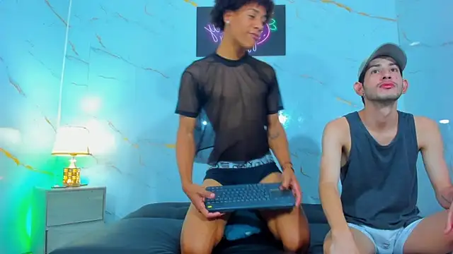 Chat XXX Live Spicy_guys