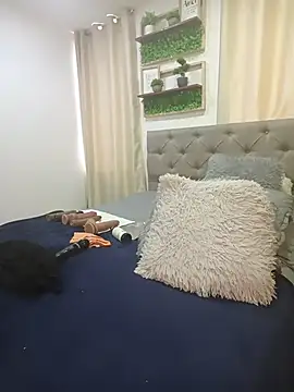 sasi_lunan Live XXX chat