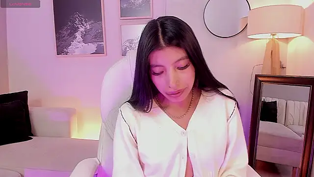 Tiffany_Low – Naživo XXX chat