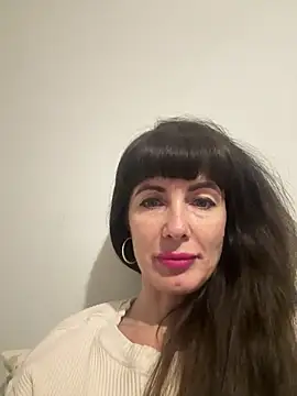 Chatroom XXX en direct de LadyLuxLover