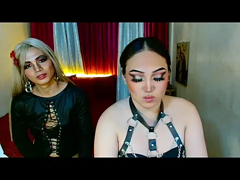 Chat +18 de Phenomenal_Shemale ao vivo