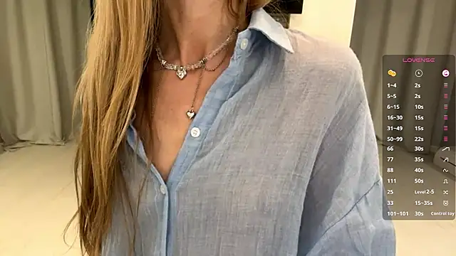 AlisaWhiteness Webcam show