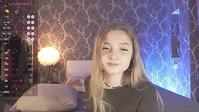 Chatroom XXX en direct de MiaMiaMeow