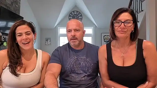 3totangox's Live XXX Chat