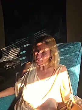 yola181 – Naživo XXX chat