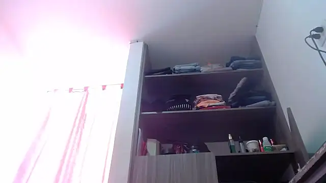 nicolle_milf1978 élő XXX-chatje