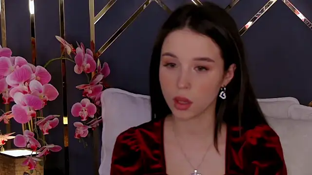 LanaLedger's Live XXX Chat