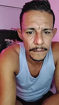 junior_2026: διαδικτυακό σόου στην κάμερα