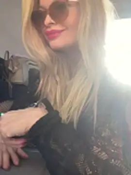 Chat XXX en directo de Lisavontease