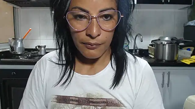 kateleyagrey live XXX chat