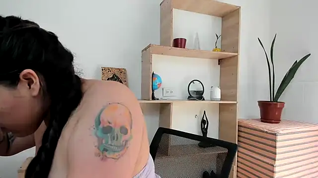 LinaBrowm's Live XXX Chat