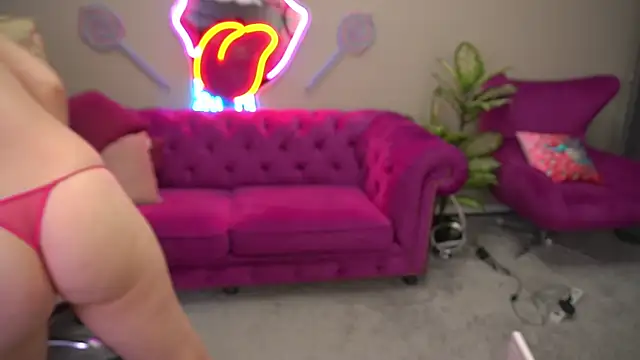 BellaLaPetit Live XXX Chat