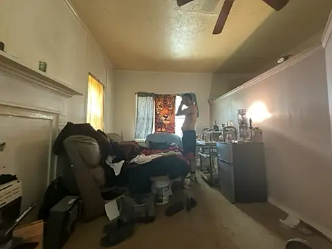 ThrowedWorldWide Chat XXX in diretta