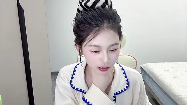 DYyyyyy-- 网络视讯表演