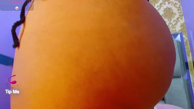 susan_hicks élő XXX-chatje