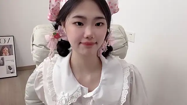 XXX chat uživo modela suki-1