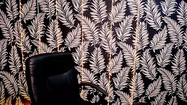 Chat +18 de Olivia_playful ao vivo