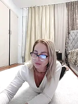 Webkamerová show ElenabonyX