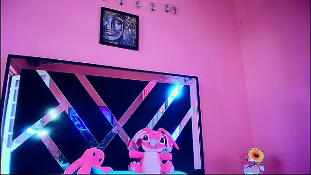 Venus2357 Show in webcam