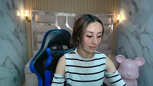 katalina_r_ Chat XXX live