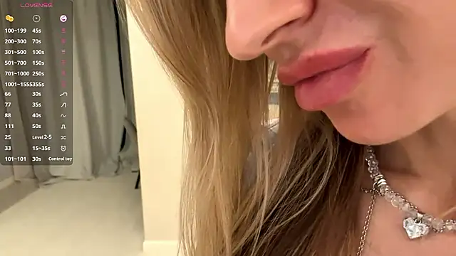 Вебкам-шоу AlisaWhiteness