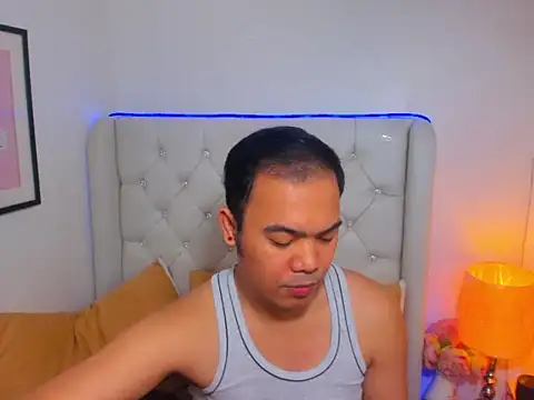 Živý XXX chat AsianZero