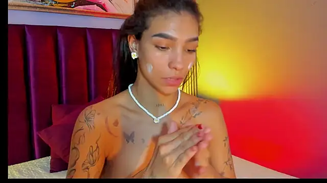 LauraAristizabaln Live XXX chat