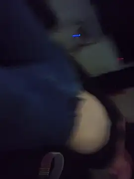 redslovestofuck élő XXX-chatje