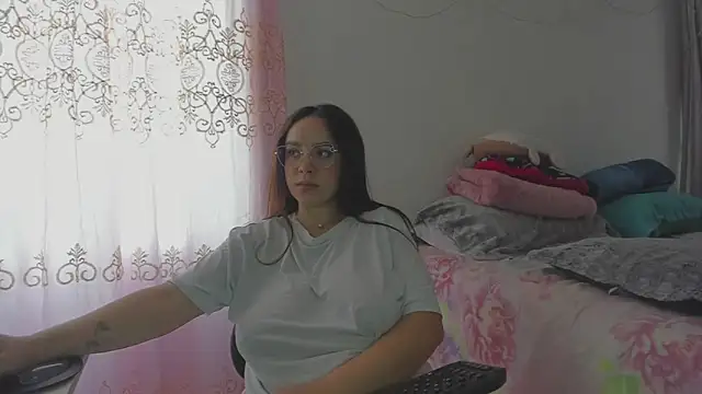 HARLEYNAPIER's Live XXX Chat