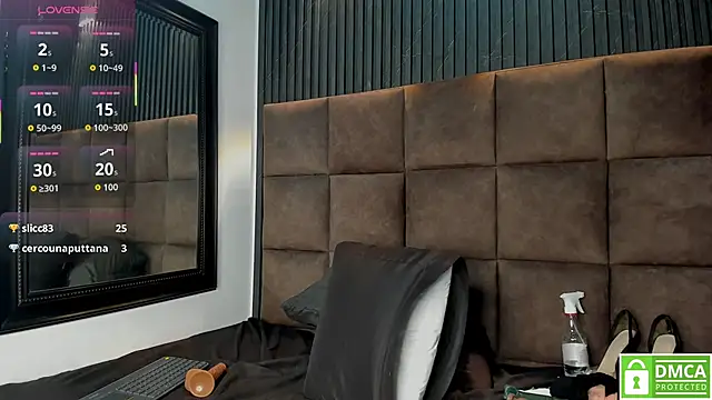 Gia_Scott élő XXX-chatje