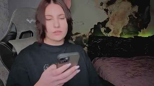 Онлайн чат XXX dj_eban_