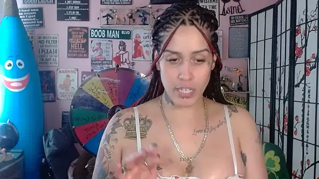 latinacubana's Webcam Show