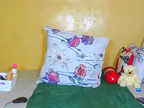 White_Ferrari's Live XXX Chat